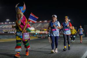 BIB: 76402, 47525, 301, 47395
                            <button type="button" onclick="openModal(22812514)" class="btn btn-primary btn-sm float-right btn-popup" data-toggle="modal" data-target=".modal-high-quality">
                        <i class="fas fa-shopping-cart"></i> Add to Cart
                    </button>
                                            <button type="button" onclick="isThisMe(22812514, true)" class="btn btn-success btn-sm float-right btn-popup btn-isme hidden" data-toggle="tooltip" data-placement="bottom" title="นี่คือรูปของคุณใช่ไหม คลิกที่นี่เพื่อเอาเข้าอัลบั้ม">
                        <i class="fas fa-plus"></i> Add to album
                    </button>
                    <button type="button" onclick="isThisMe(22812514, false)" class="btn btn-warning btn-sm float-right btn-popup btn-isnotme hidden">
                        <i class="fas fa-ban"></i> Remove from album
                    </button>